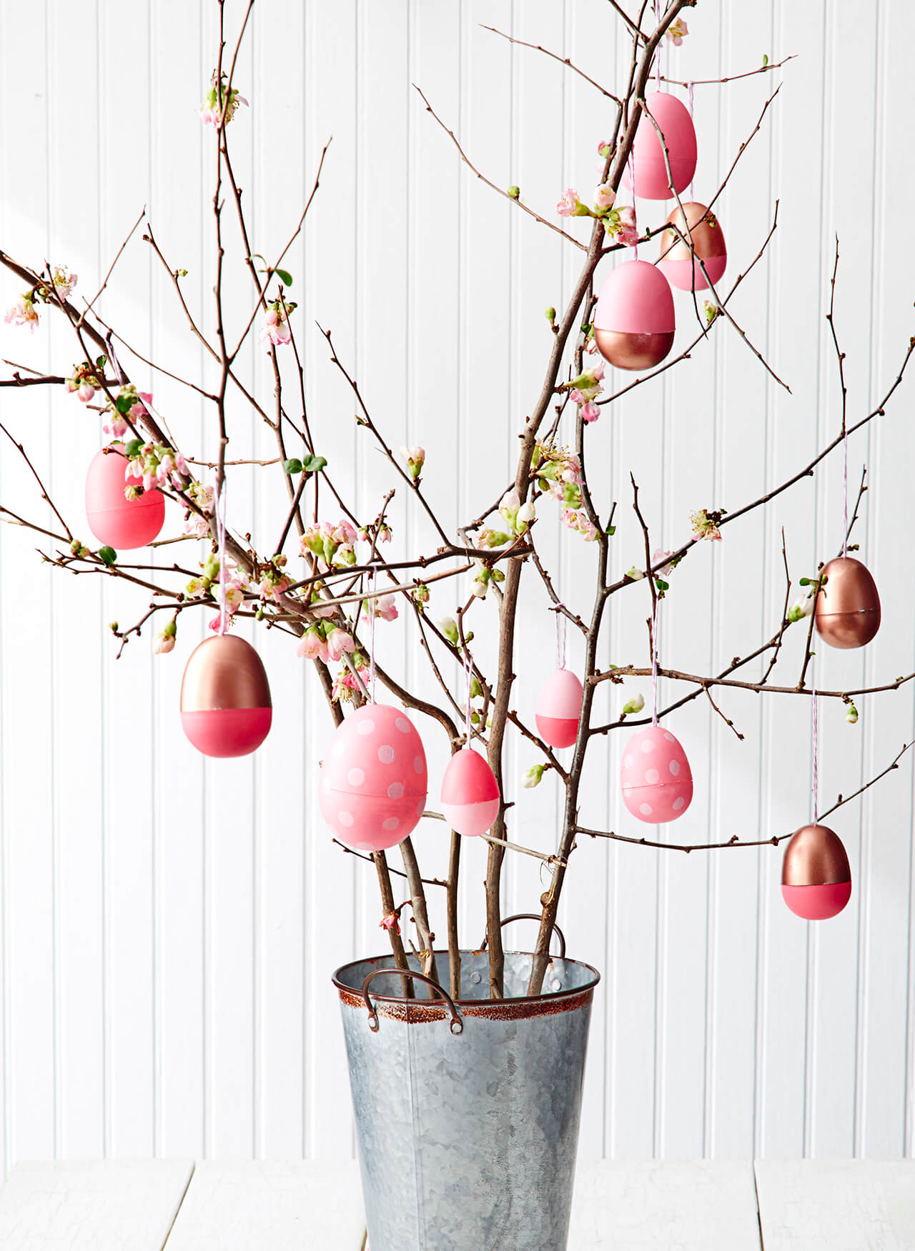 Super Simple DIY Easter Egg Tree